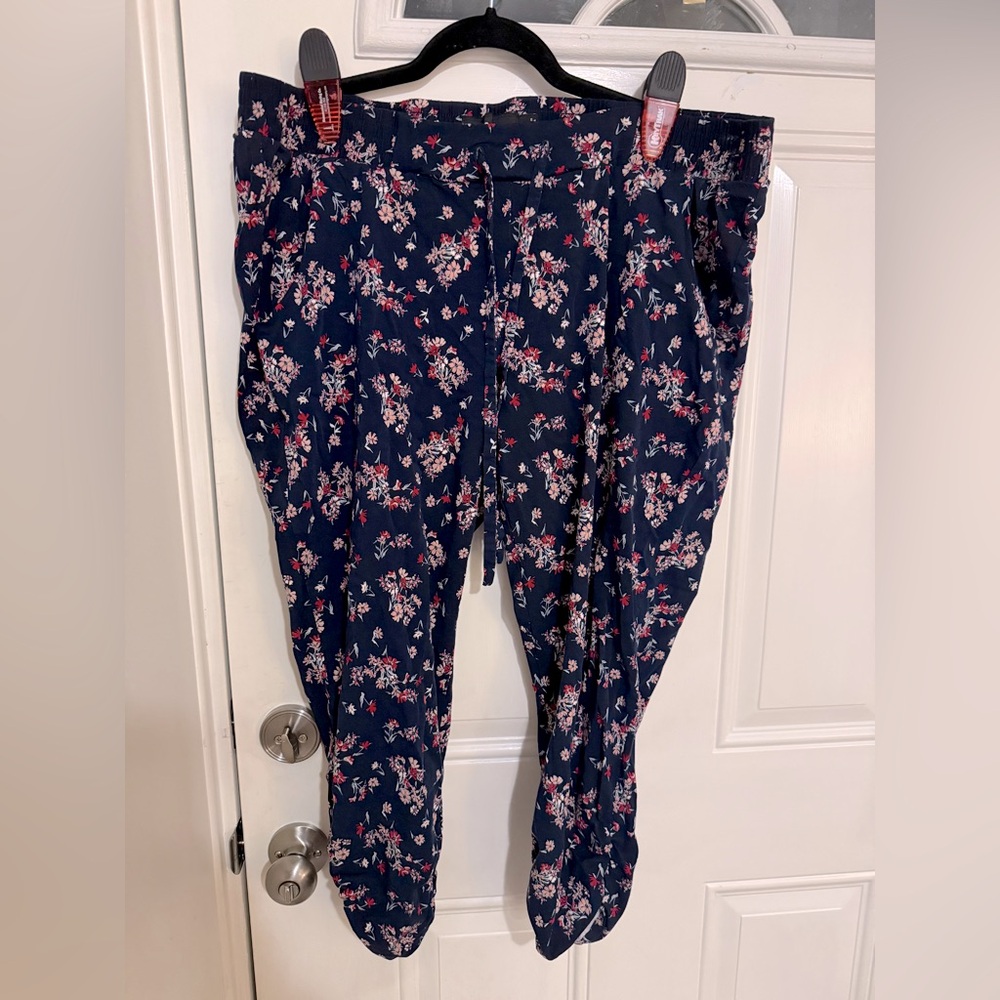 Torrid tapered ankle pants